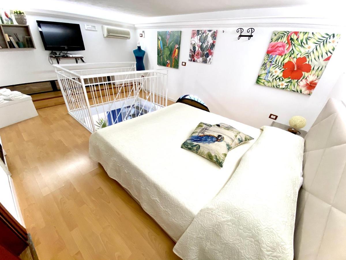 La Dimora Del Viaggiatore Luxury Apartments 마자라데발로 외부 사진