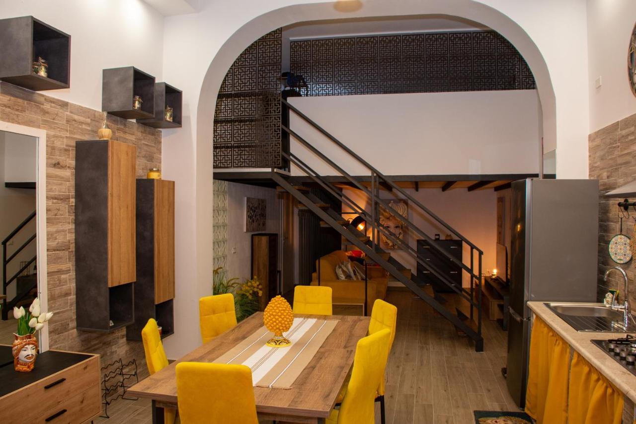 La Dimora Del Viaggiatore Luxury Apartments 마자라데발로 외부 사진