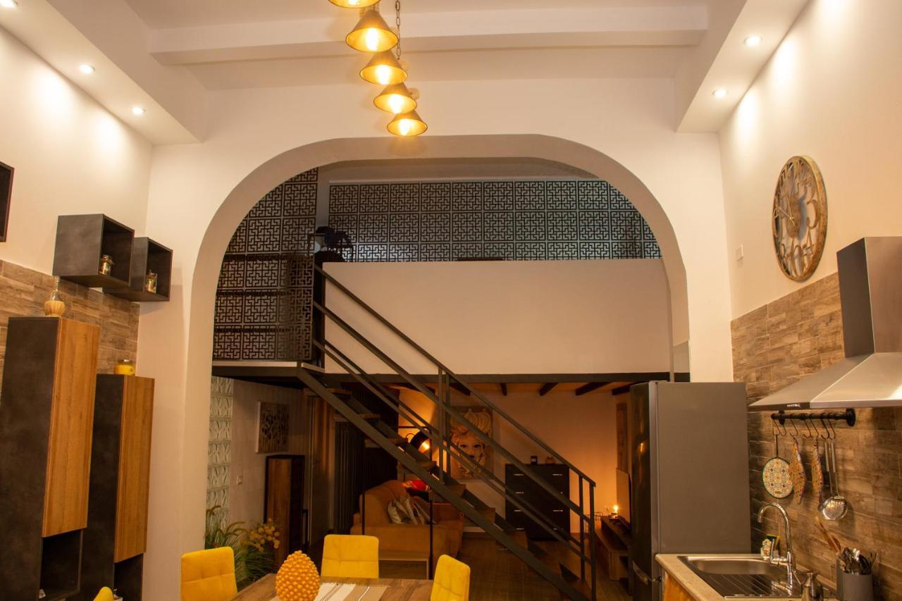 La Dimora Del Viaggiatore Luxury Apartments 마자라데발로 외부 사진