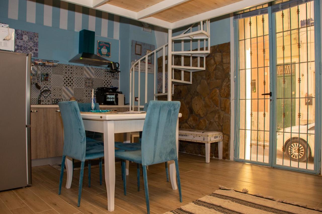 La Dimora Del Viaggiatore Luxury Apartments 마자라데발로 외부 사진