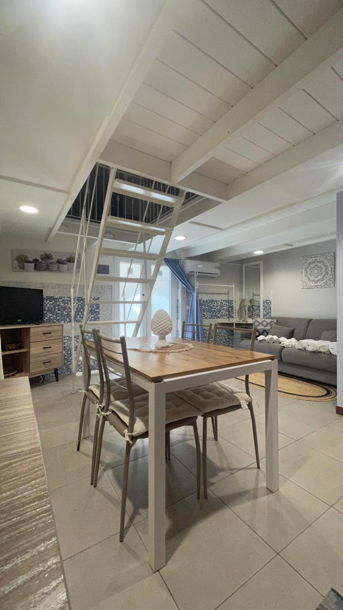La Dimora Del Viaggiatore Luxury Apartments 마자라데발로 외부 사진